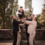 bräutigam-shooting-lustig
